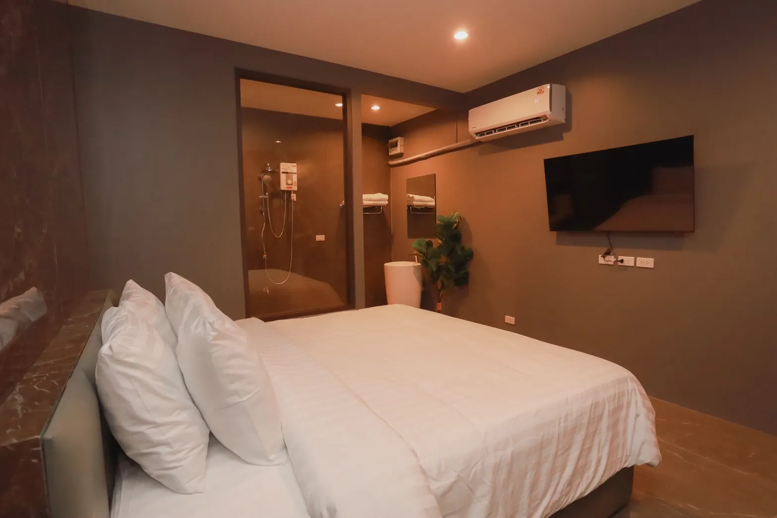 HK Villa Resort Type S (1)